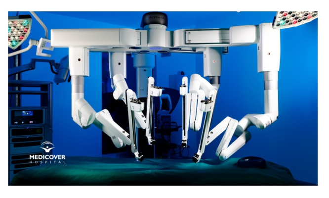 Inițiativa Medicover – Acces gratuit la chirurgie robotică pentru copii și tineri de până la 30 de ani