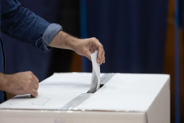 ”Aducem Turul doi înapoi la primărie”. Iniţiativă pentru reforma alegerilor locale
