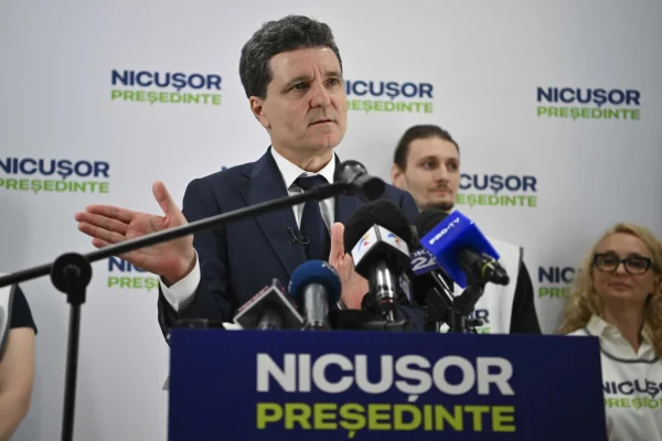 Nicușor Dan: Nu există motiv de panică financiară, pentru că România a dublat PIB în ultimii 10 ani, BNR are rezerve valutare de 60 de miliarde de euro