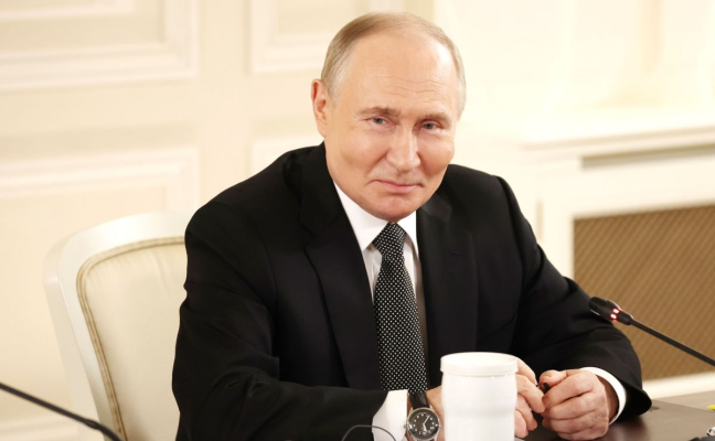 Putin îl demite pe ministrul Transporturilor, după haosul din aeroporturi și explozia unui petrolier