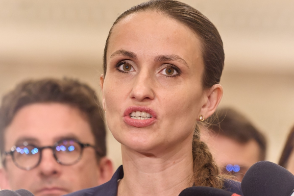 De ce a fost rechemată de la postul din New York fata fostului deputat PSD Radu Cristescu. Explicațiile vin de la ministrul de Extrene