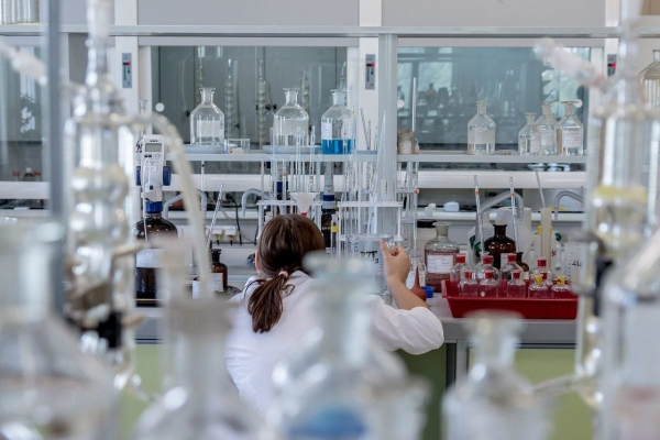 Proiect controversat pentru crearea de ADN uman artificial de la zero. Proiectul Genomului Uman Sintetic promite o revoluție științifică, dar atrage și îngrijorări