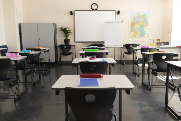 Luni, 26 mai, încep ÎNSCRIERILE la grădiniţă, creşă şi în serviciile de educaţie timpurie complementare, în anul şcolar 2025-2026
