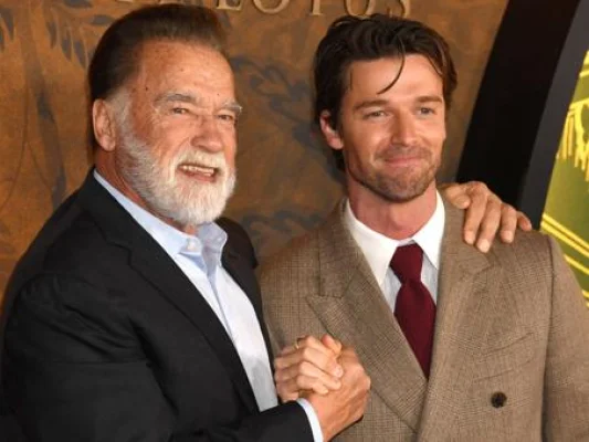 Fiul lui Arnold Schwarzenegger, Patrick Schwarzenegger, este noua senzație de la Hollywood