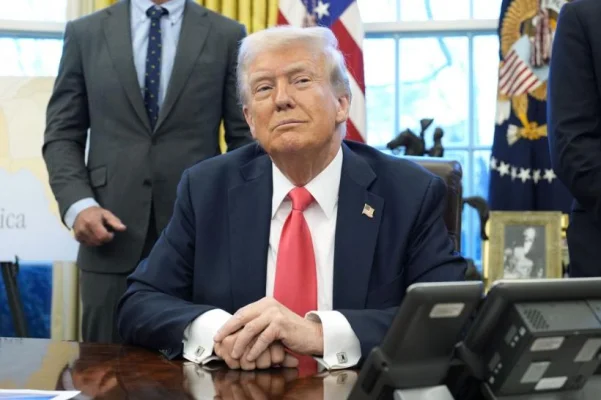 Trump a raportat venituri de peste 600 de milioane de dolari din criptomonede, cluburi de golf şi alte afaceri