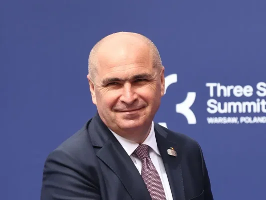 Legile semnate de Bolojan, publicate în Monitorul Oficial: România își apără cerul și liniștea