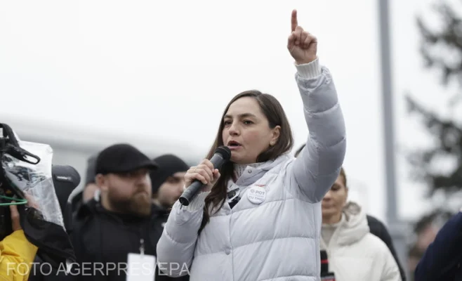 Anamaria Gavrilă își vede ”gone” parlamentarii. A rămas fără grup la Senat