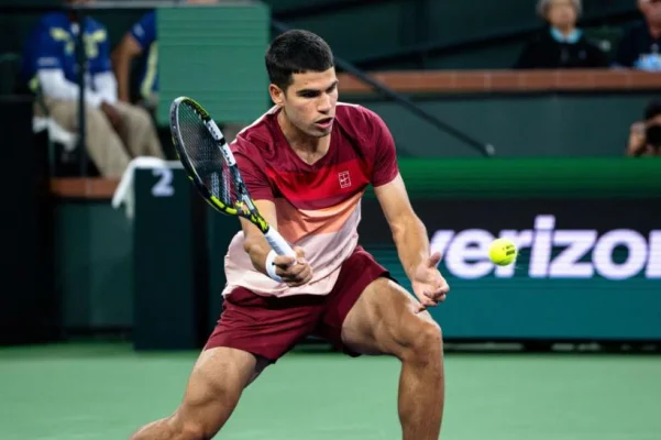 Carlos Alcaraz se califică în finala de la Roland Garros după retragerea lui Musetti