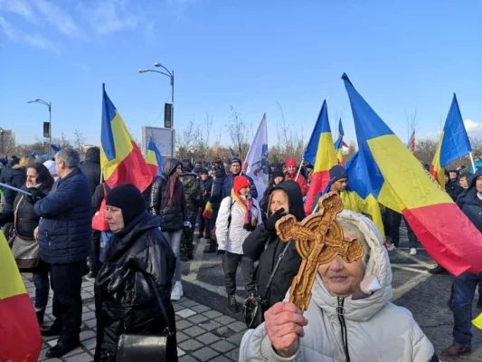 AKTUAL24 | Zeci de videoclipuri publicate pe TikTok îndeamnă susținători ai lui George Simion să iasă în stradă pe 26 mai, ziua în care Nicușor Dan depune jurământul