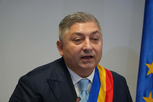 Doi clujeni luptă pentru funcții la vârful PNL, la Congres. Concurența, 10 candidați pe 4 locuri la prim-vicepreședinte