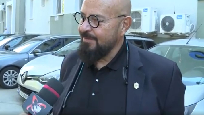 Cum scoate Piedone oamenii din sistem: DISCUȚII HALUCINANTE