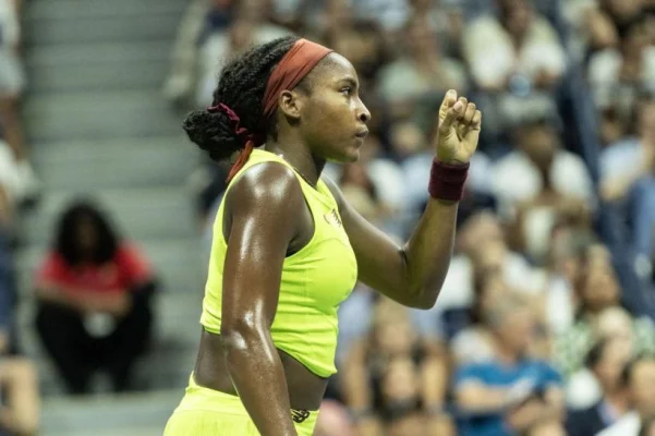Americanca Coco Gauff va fi adversara Arinei Sabalenka în finala de la Roland Garros