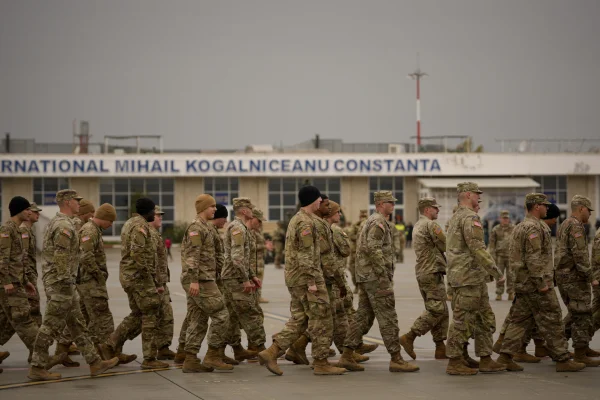MApN transmite că România nu a primit nicio informare oficială din partea SUA privind o eventuală retragere a 10.000 de militari americani din Europa de Est