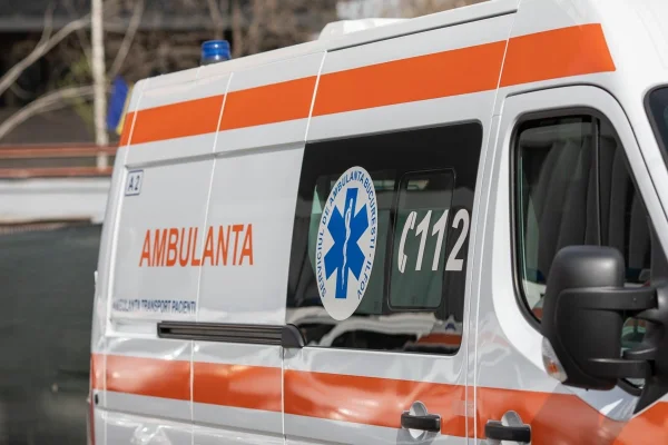 O fetiţă de doi ani a murit după ce a căzut de la etaj, în Sectorul 1/ Poliţia a deschis o anchetă pentru a clarifica împrejurările în care s-a produs evenimentul