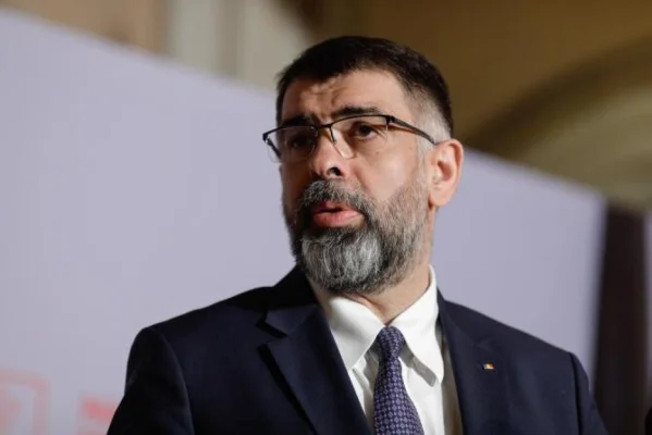 Cine este Robert Cazanciuc, de pe lista scurtă a PSD pentru CCR