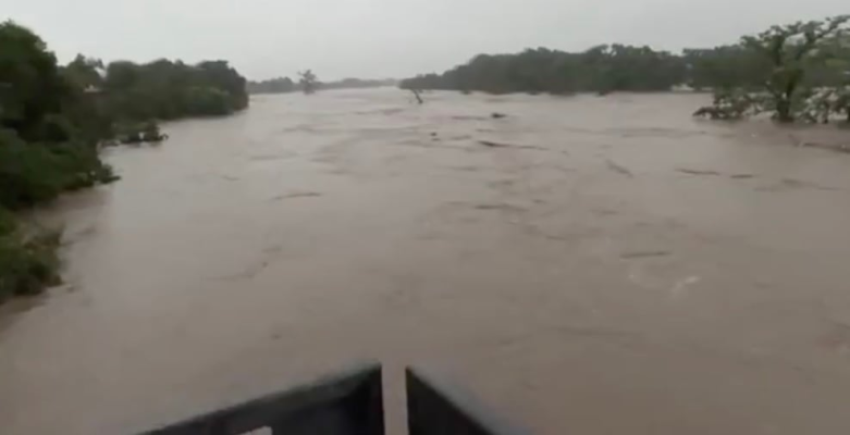 Cel puţin 13 morţi şi 23 de fete dintr-o tabără date dispărute, în urma unor viituri catastrofale în Texas /  „S-a întâmplat foarte repede, într-un interval de timp foarte scurt, care nu putea fi prevăzut„