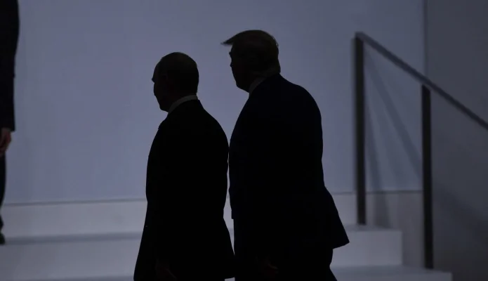 Trump ezită să impună noi sancţiuni Rusiei: „Vom afla dacă ne trage pe sfoară sau nu, iar dacă o face, vom răspunde puţin diferit”