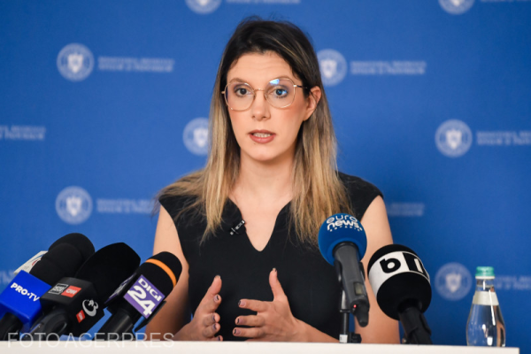 Proiect de lege: amenzi drastice pentru hrănirea urșilor. Ministrul Mediului: „Îi condamnați la moarte”