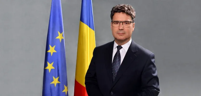Rectorul SNSPA critică comportamentul lui Simion înaintea prezidențialelor: „Calcă pe cărări electorale ridicole”