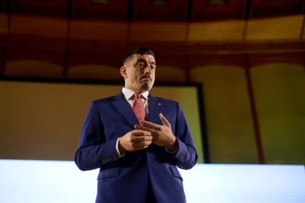 „Ideea e să schimbe fulgerător Guvernul, păstrând majoritatea în Parlament”