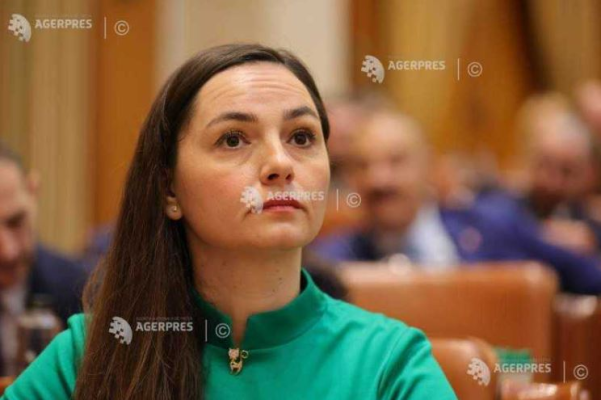 POT: Parlamentarii S.O.S. - vânduți la grămadă; se continuă încercarea de distrugere a opoziției