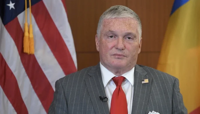 Fostul ambasador SUA, despre numirea purtătorului de cuvânt al Guvernului Bolojan: 'E o rușine. Sunt profund jignit. Nu trebuie sprijinit așa un guvern'