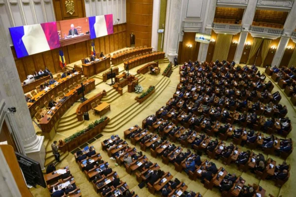 USR cheamă conducerea Oficiului pentru Jocuri de Noroc în Parlament să explice neregulile constatate de Curtea de Conturi