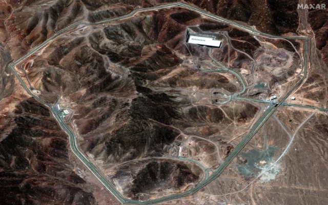 Situl nuclear misterios al Iranului, construit în munți și aproape imposibil de distrus