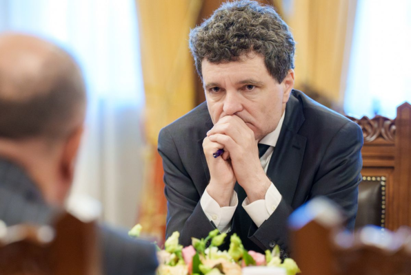 Nicușor Dan transmite că România sprijină negocierile UE-SUA, în urma anunțului lui Donald Trump privind taxele vamale de 30%