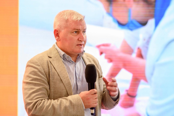 Deputatul PNL Florin Roman crede că Nicușor Dan trebuie să cedeze în fața creșterii TVA: ”Foarte mulți români au votat un tandem”