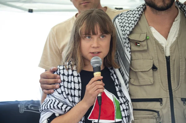Greta Thunberg, deportată din Israel, după confiscarea unui vas cu ajutoare pentru Fâșia Gaza. Reacția diplomației suedeze