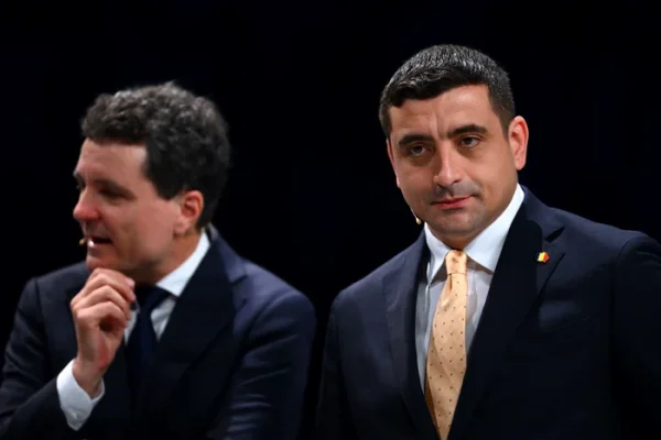 Analiză
        Cum s-au schimbat alegătorii între tururile prezidențiale și cine poate decide finala