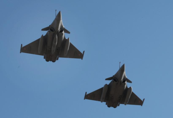 Israelul a atacat reactorul iranian cu apă grea de la Arak