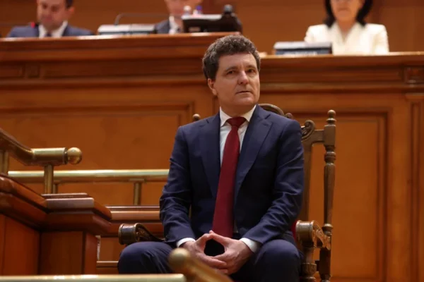 Nicușor Dan anunță când va avea loc prima rundă de discuții cu partidele parlamentare pentru formarea noului Guvern
