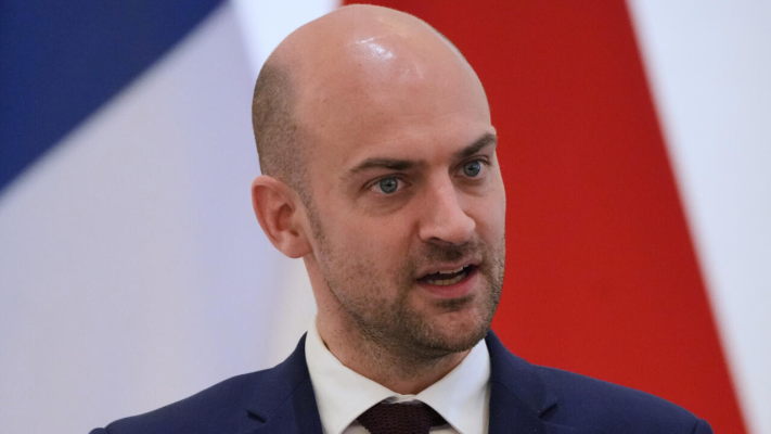 Franța acuză serviciul rus de informații militare că a piratat campania lui Emmanuel Macron în 2017