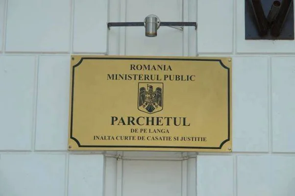 Procuror din Galaţi, reţinut pentru că ar fi sustras probe dintr-un dosar / Un preot era acuzat de viol asupra unui minor