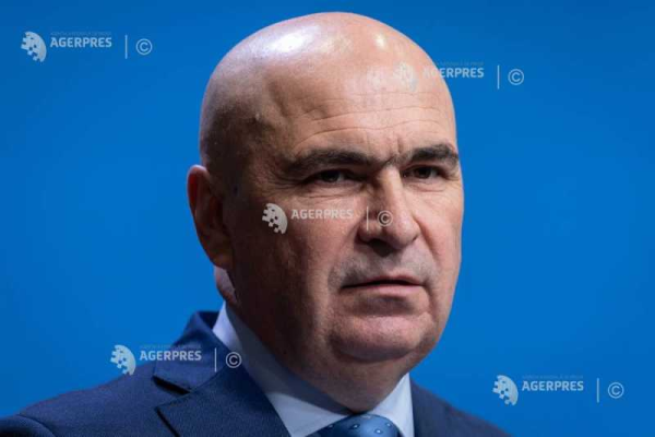 Ziua Aviației/ Ilie Bolojan: Aviația - o forță esențială în securitatea și capacitatea de reacție a țării