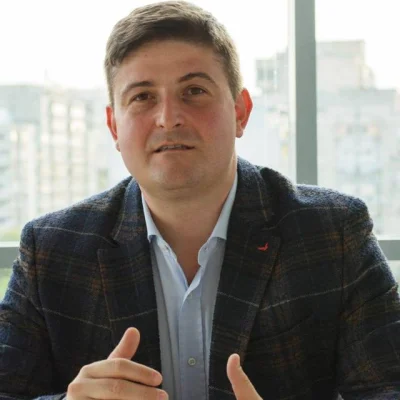 USR solicită ministrului de Externe să explice cum a ajuns fiica fostului deputat PSD Radu Cristescu „viceconsul” al României la New York