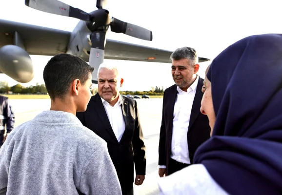 Marcel Ciolacu: Aproape 70 de copii, femei, bătrâni şi persoane cu probleme medicale grave au fost repatriaţi din Liban
