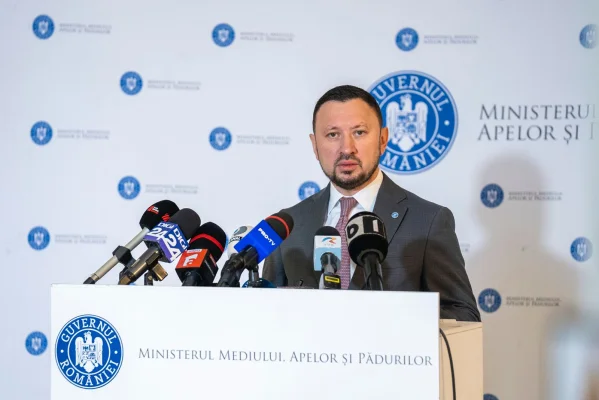 Mircea Fechet: Voi susține toate demersurile de modificare a legislației pentru publicarea declarațiilor de avere și interese