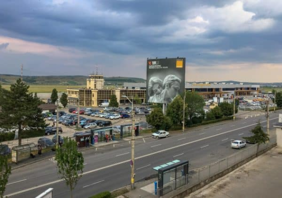 Record al traficului aerian, pe Aeroportul Internaţional Cluj / Peste 1,6 milioane de pasageri, în primele șase luni ale anului
