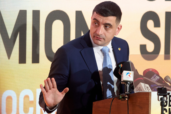 Culmea chiulului in Parlament, Simion a lipsit chiar de la citirea motiunii de cenzura a AUR: „E posibil sa-i fie rusine si lui”