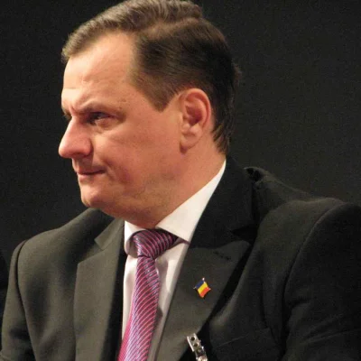 Se cere audierea directorului SIE în Parlament
