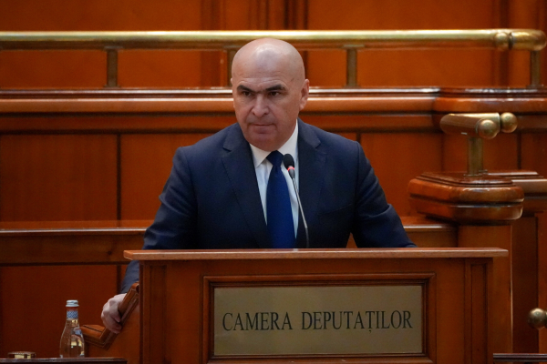 Bolojan anunță al doilea pachet fiscal: Reforma pensiilor speciale. Restructurarea ASF, ANCOM și ANRE. Reducerea indemnizațiilor din CA-uri