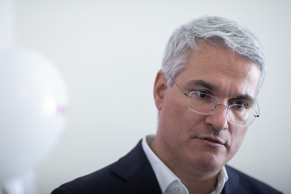 SURSE Bolojan l-ar vrea pe fostul europarlamentar REPER Dragoș Pîslaru la Ministerul Fondurilor Europene / Unii liberali sunt nemulțumiți că Pîslaru și Daniel David nu sunt membri PNL