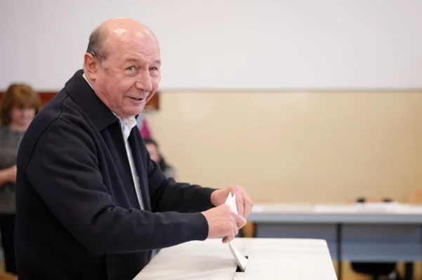 Traian Băsescu, despre strategia lui Nicușor Dan în negocierile cu partidele: „Sunt convins că asta e în mintea domnului președinte”