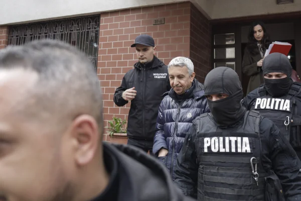 Cine e judecătoarea care l-a scăpat pe Dan Diaconescu de 8 ani închisoare după ce a făcut sex cu gemene minore
