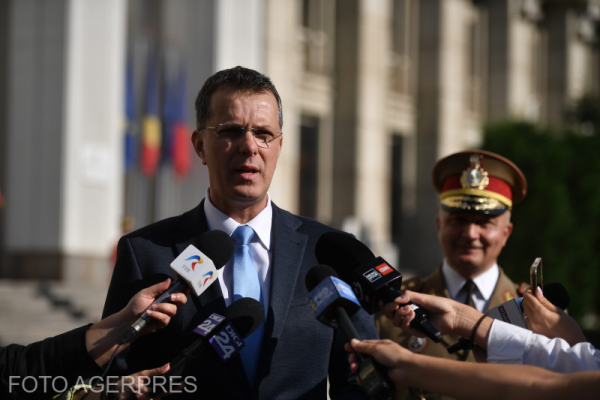 Ministerul Apărării, preluat de Ionuț Moșteanu. Ce transmite liderul USR
