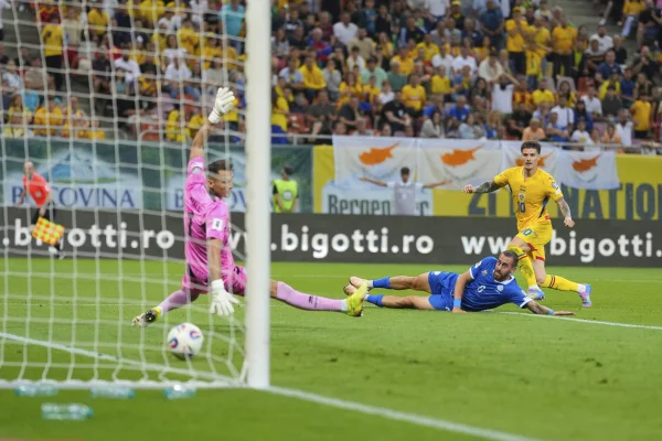România - Cipru 2-0, în preliminariile CM 2026. Succes vital al „Tricolorilor”, după eșecul cu Austria. Portarul Moldovan, eroul meciului