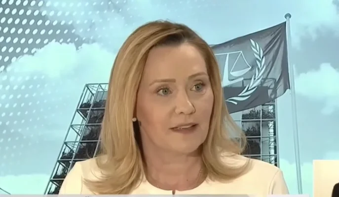 Cum a reacționat Elena Lasconi când i s-a reproșat că a absentat după publicarea pozelor cu Nicușor Dan, Florian Coldea și Victor Ponta